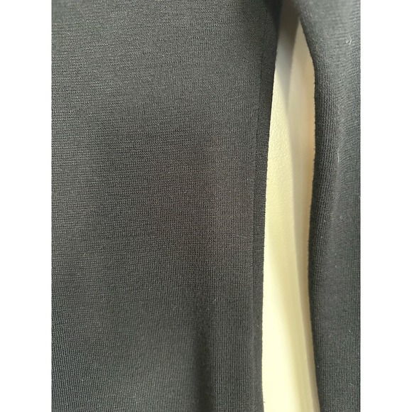 ELIE TAHARI Black Off-The-Shoulder 100% Wool Sweater Sz. Medium - Picture 3 of 10